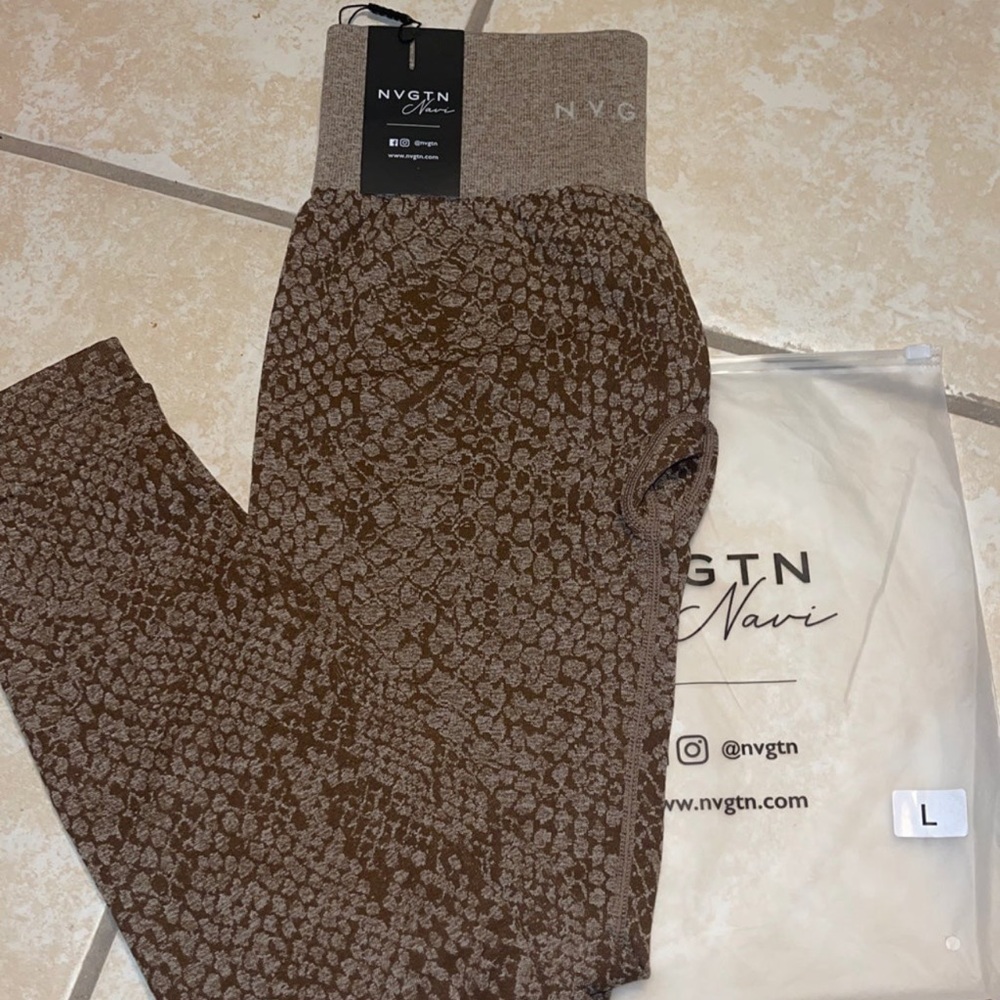 NVGTN leggings